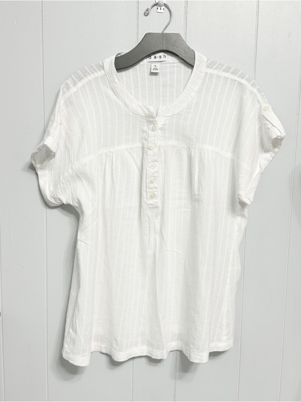#1) da•sh White Lightweight Henley Top